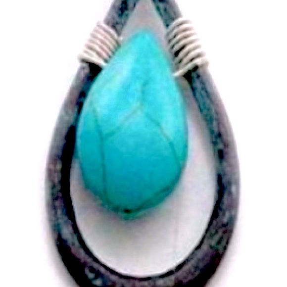 Rain Drop Boho Turquoise Stone Necklace - Picture 11 of 12